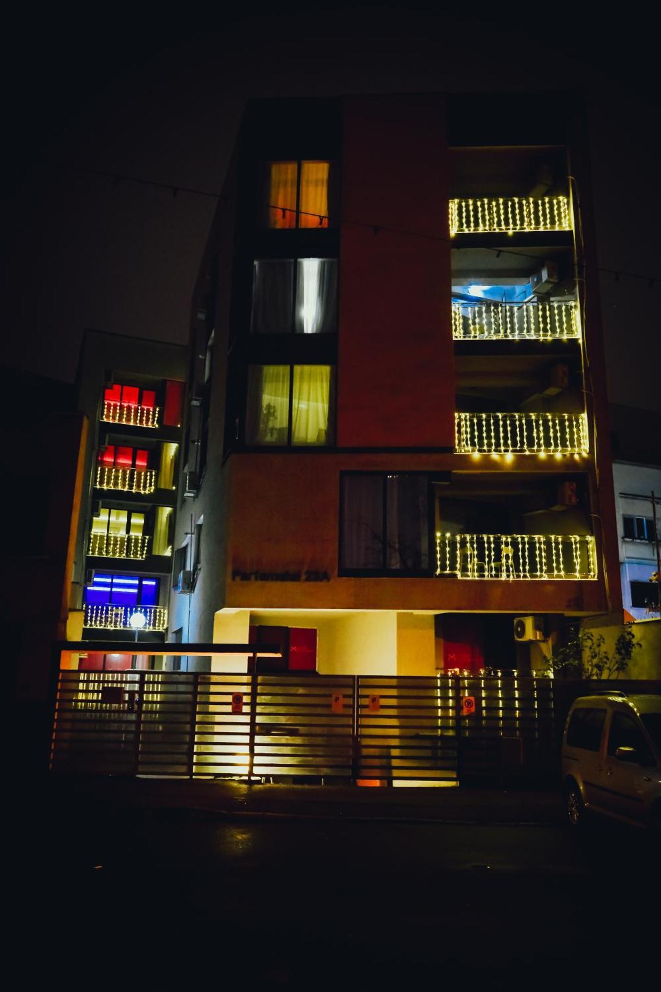 City Center Suite With Terrace Bucureşti Exterior foto