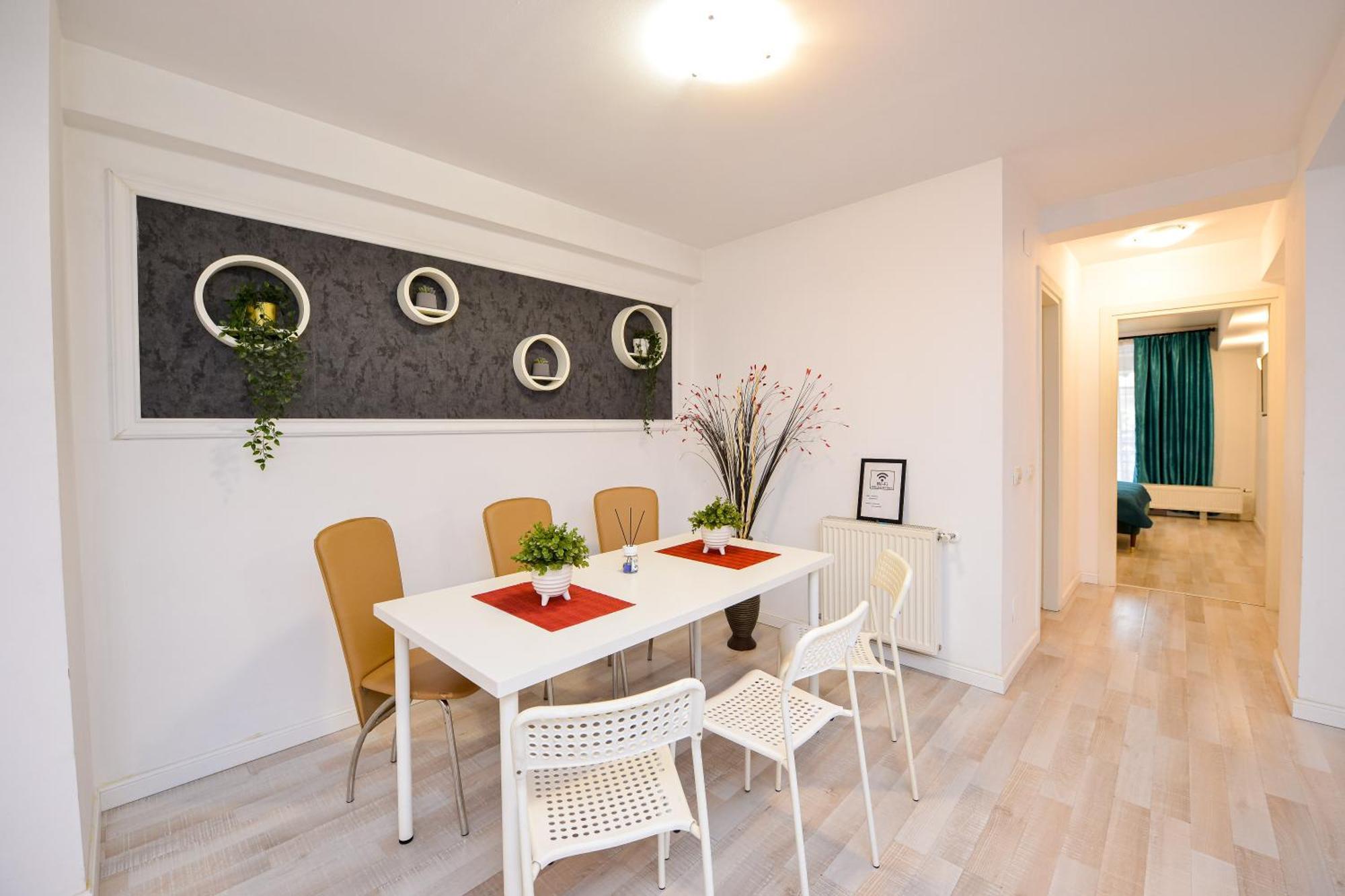 City Center Suite With Terrace Bucureşti Exterior foto