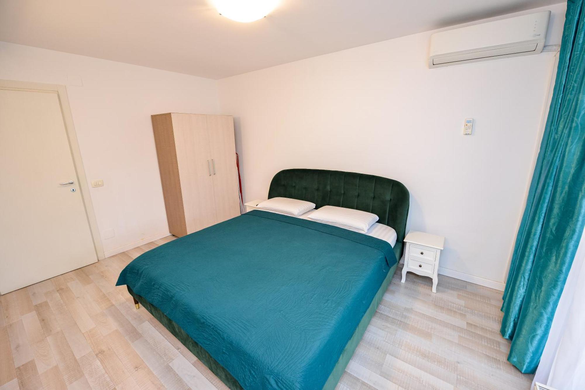 City Center Suite With Terrace Bucureşti Exterior foto