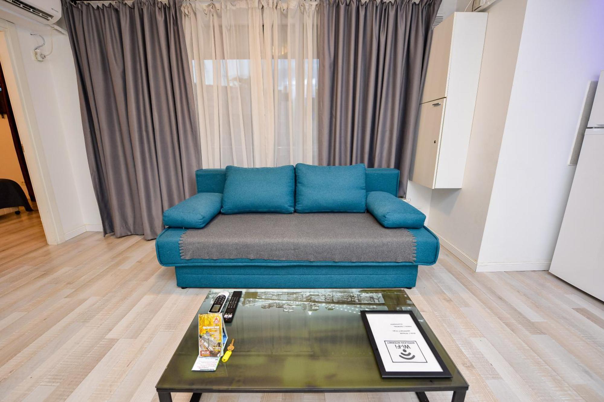 City Center Suite With Terrace Bucureşti Exterior foto