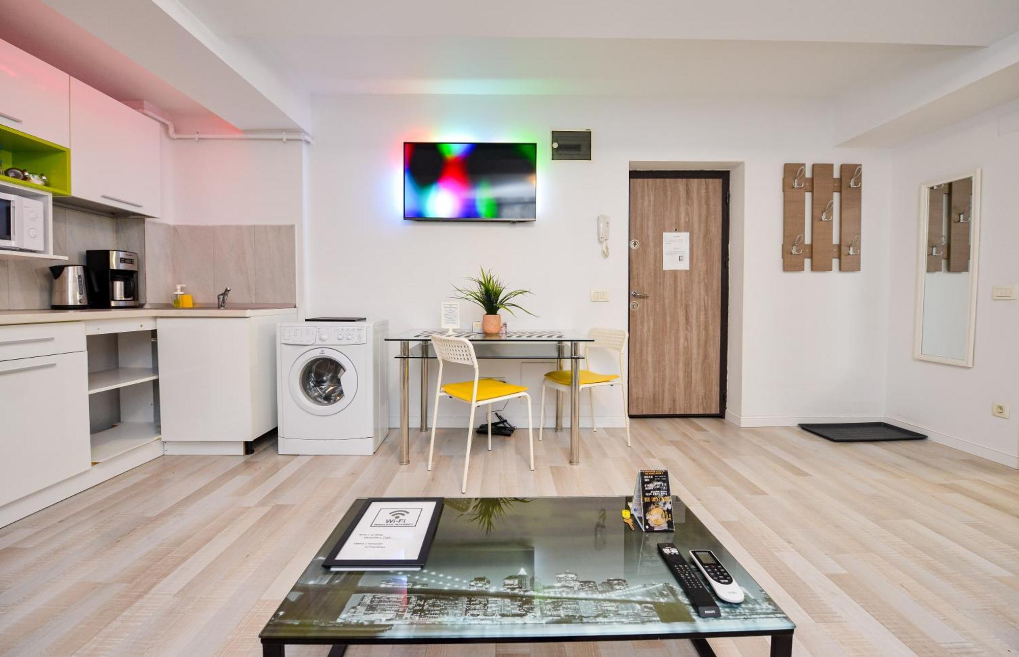 City Center Suite With Terrace Bucureşti Exterior foto